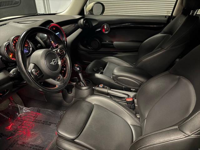 used 2019 MINI Hardtop car, priced at $15,899