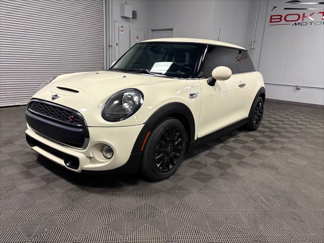 used 2019 MINI Hardtop car, priced at $15,899