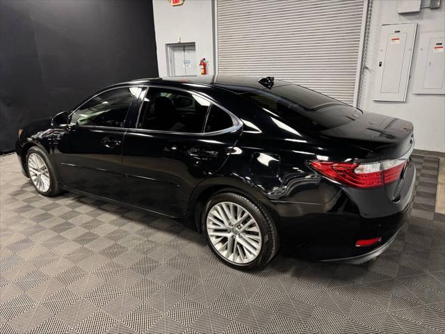 used 2015 Lexus ES 350 car, priced at $13,899