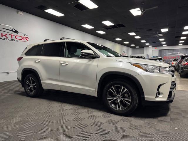 used 2018 Toyota Highlander car, priced at $21,399