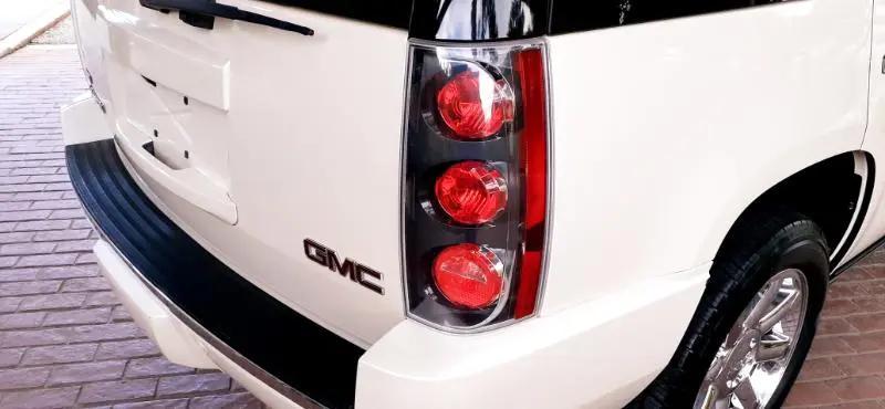used 2012 GMC Yukon car, priced at $12,950
