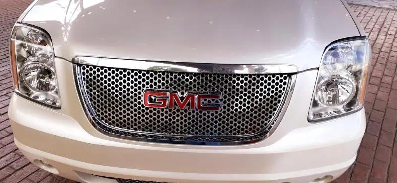 used 2012 GMC Yukon car, priced at $12,950