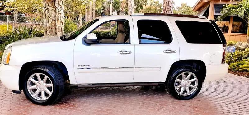 used 2012 GMC Yukon car, priced at $12,950