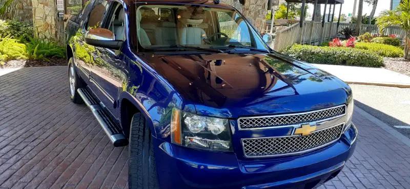 used 2013 Chevrolet Avalanche car, priced at $24,950