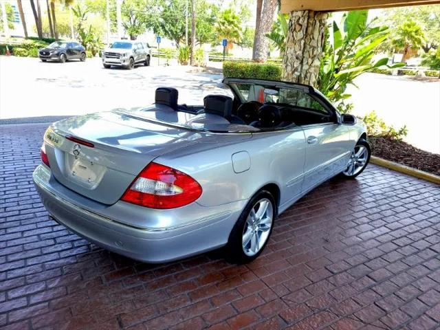 used 2007 Mercedes-Benz CLK-Class car, priced at $16,950