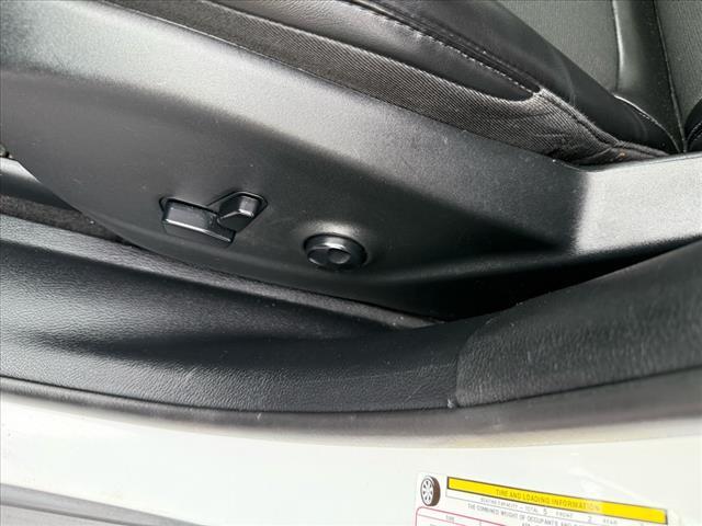 used 2020 Jeep Cherokee car, priced at $16,990