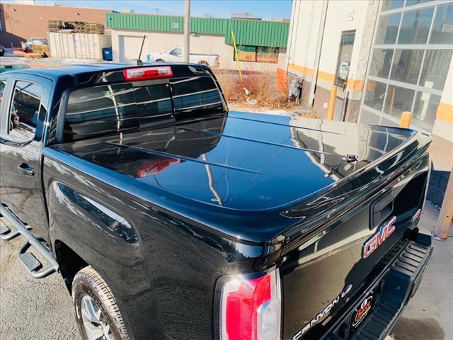 used 2019 GMC Canyon car