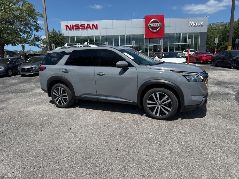 new 2024 Nissan Pathfinder car, priced at $48,958