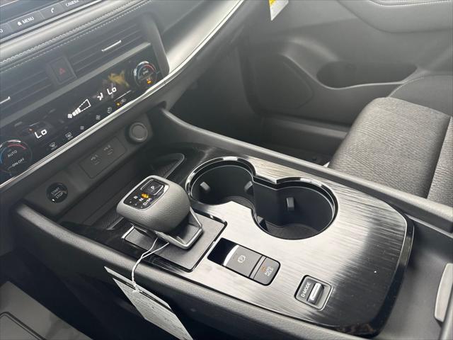 new 2025 Nissan Rogue car