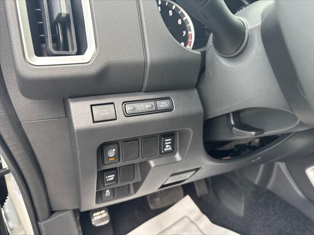new 2025 Nissan Frontier car