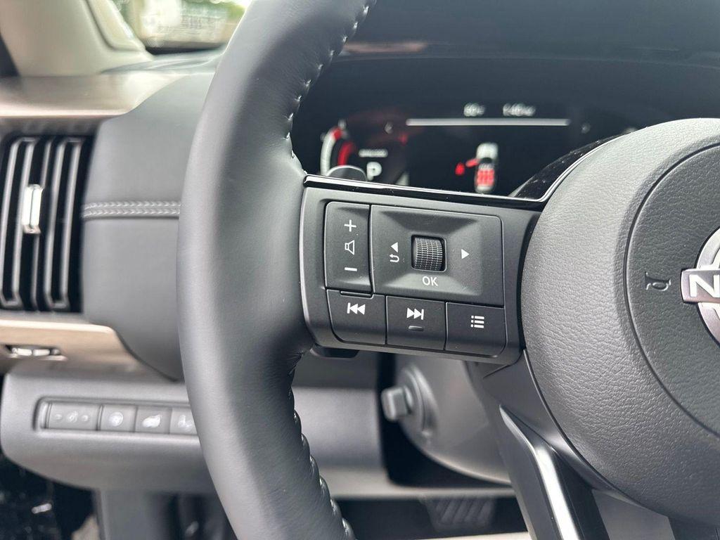 new 2025 Nissan Pathfinder car