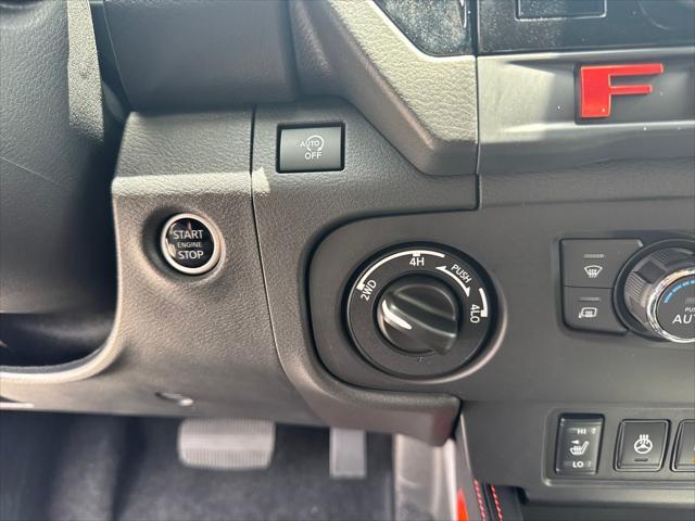 new 2025 Nissan Frontier car