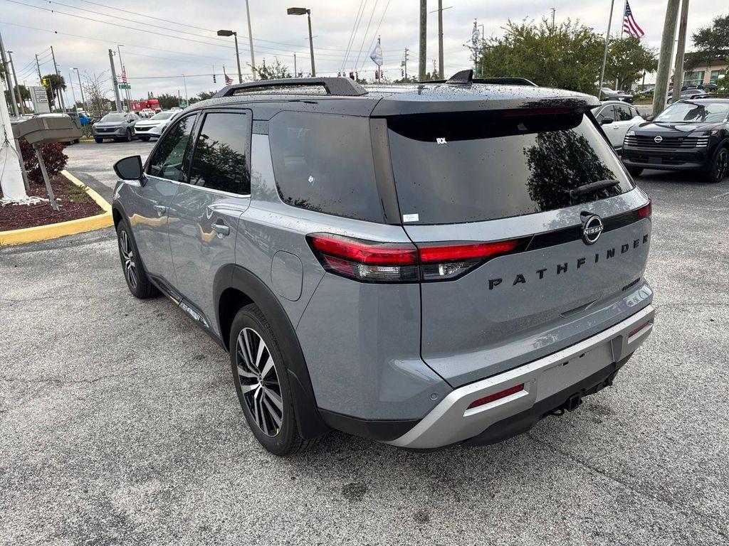 new 2025 Nissan Pathfinder car
