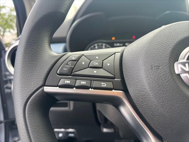 new 2025 Nissan Versa car