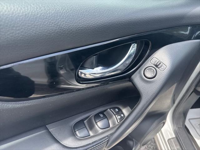 used 2020 Nissan Rogue Sport car, priced at $16,999