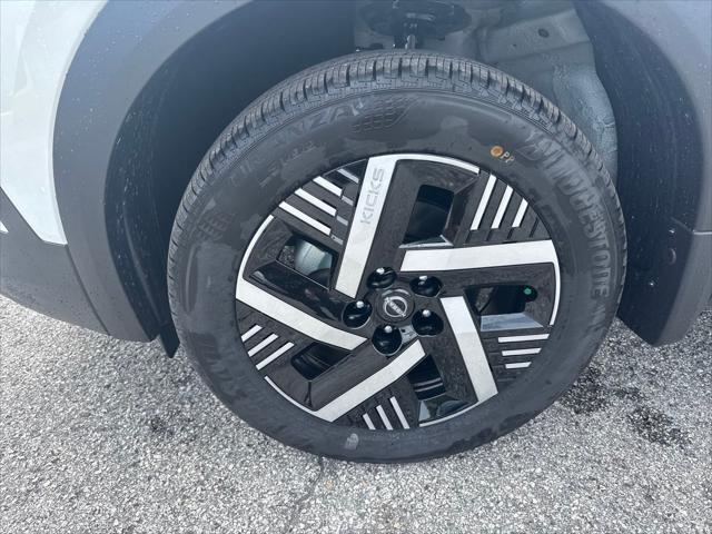 new 2025 Nissan Kicks car