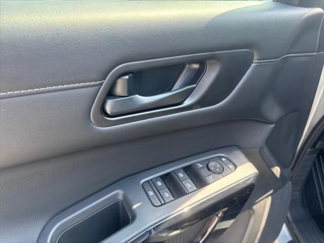 new 2025 Nissan Pathfinder car