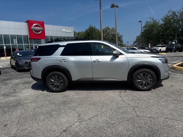 new 2025 Nissan Pathfinder car