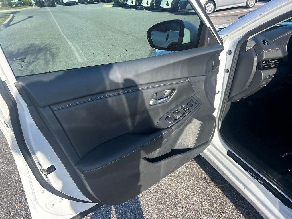 new 2025 Nissan Sentra car