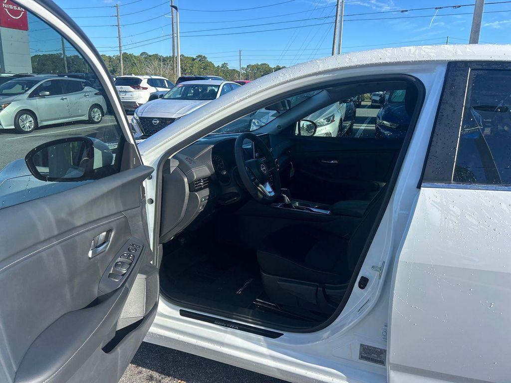 new 2025 Nissan Sentra car