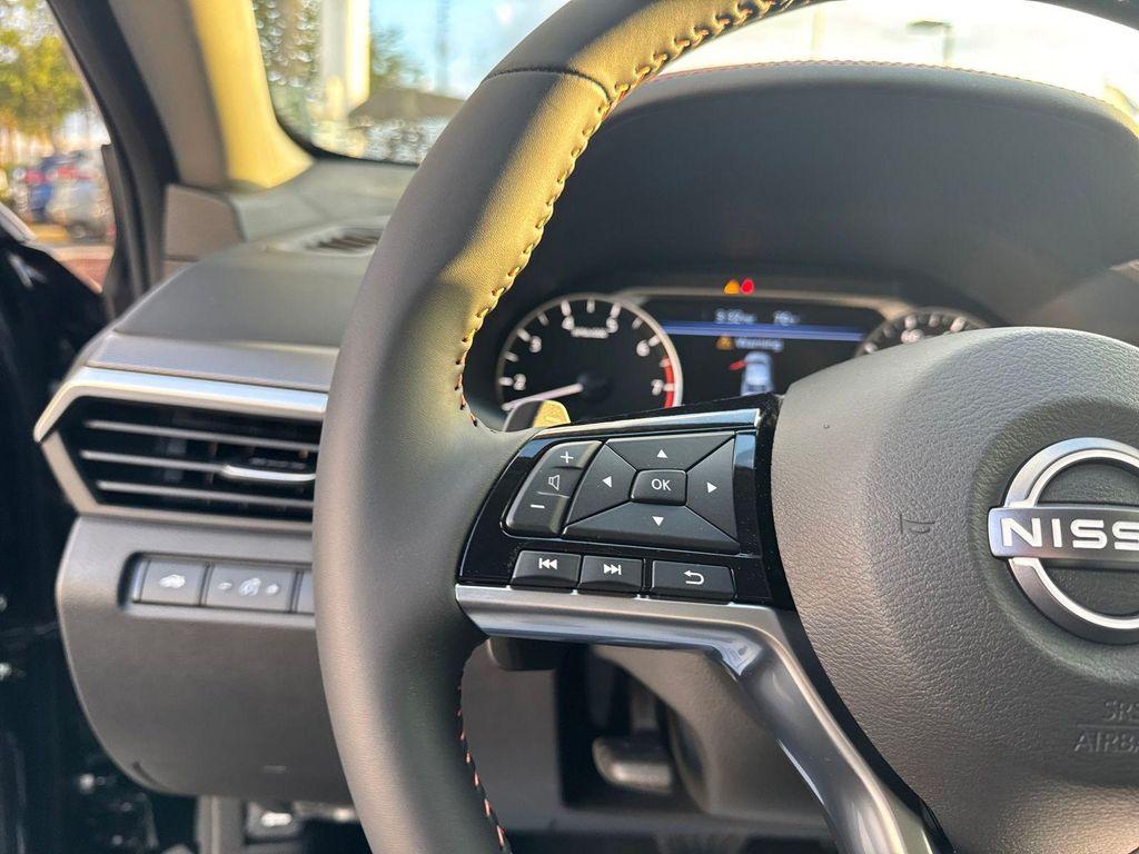 new 2025 Nissan Altima car