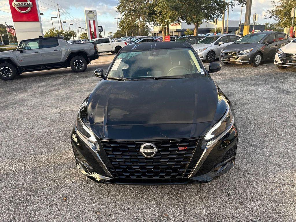 new 2025 Nissan Altima car