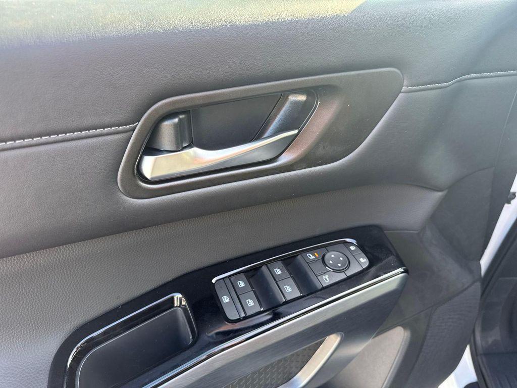 new 2025 Nissan Pathfinder car