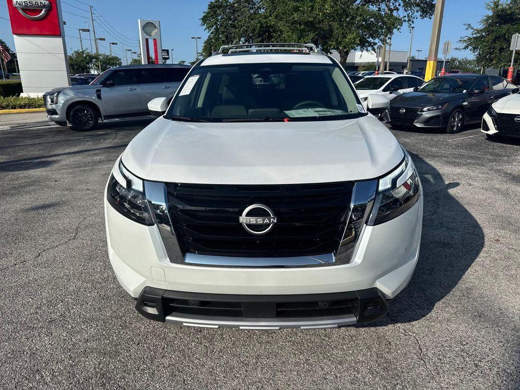 new 2025 Nissan Pathfinder car