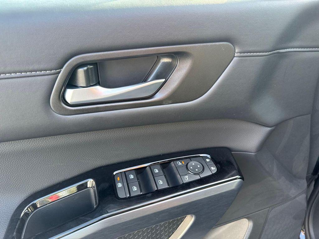 new 2025 Nissan Pathfinder car