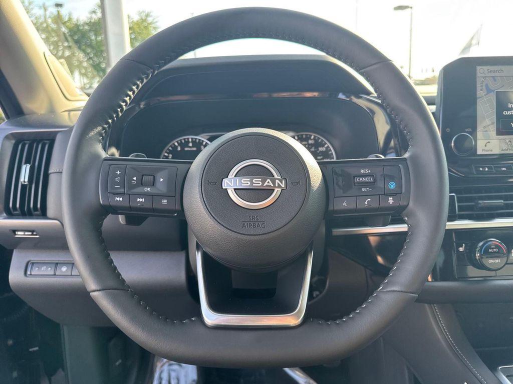 new 2025 Nissan Pathfinder car