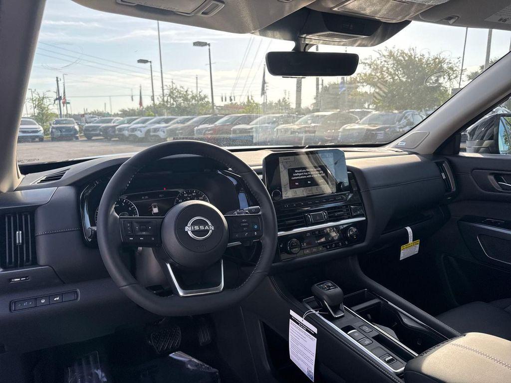 new 2025 Nissan Pathfinder car