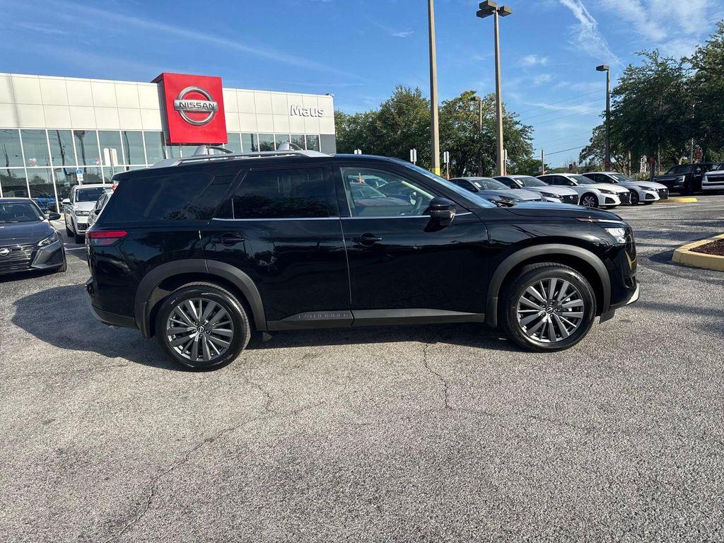 new 2025 Nissan Pathfinder car