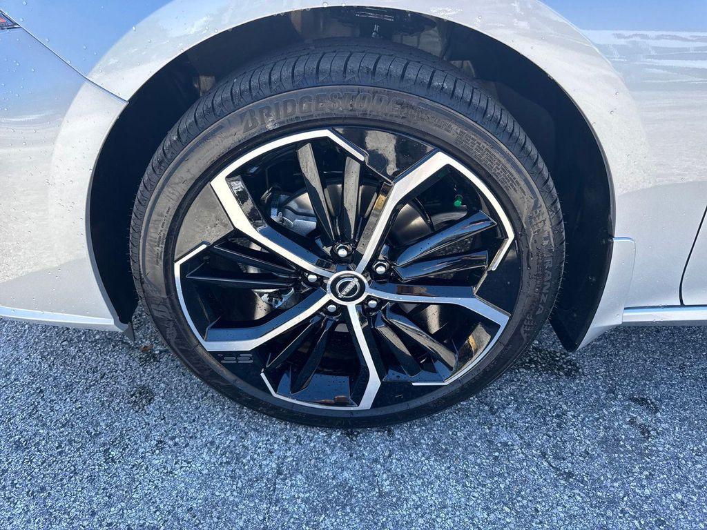 new 2025 Nissan Altima car