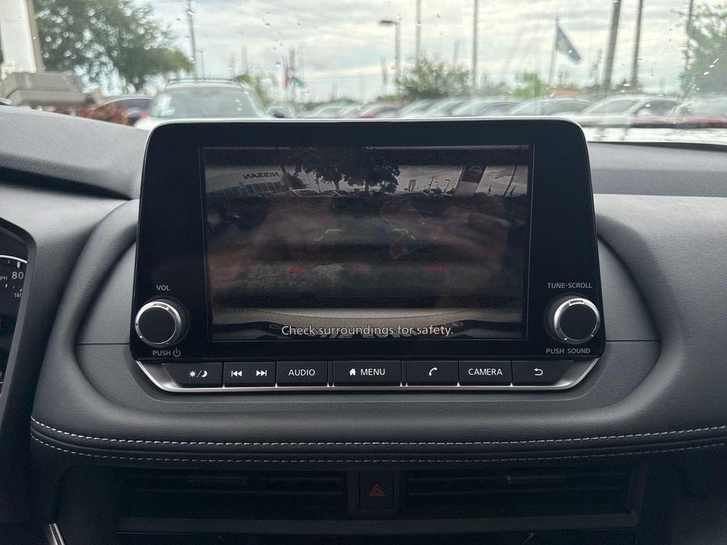 new 2025 Nissan Rogue car