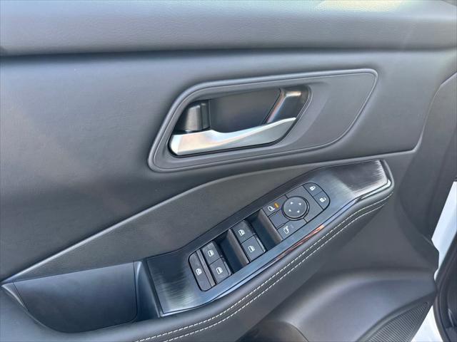 new 2025 Nissan Rogue car