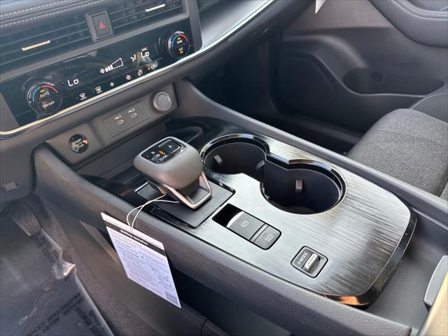 new 2025 Nissan Rogue car
