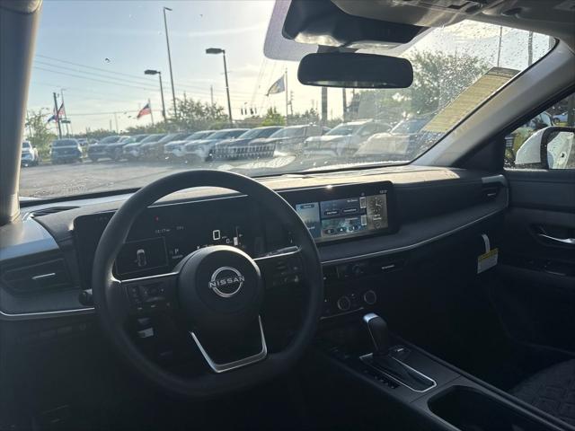 new 2025 Nissan Kicks car