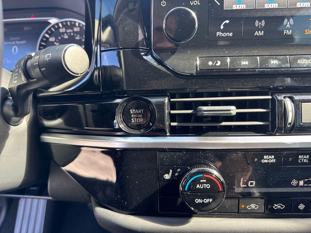 new 2025 Nissan Pathfinder car
