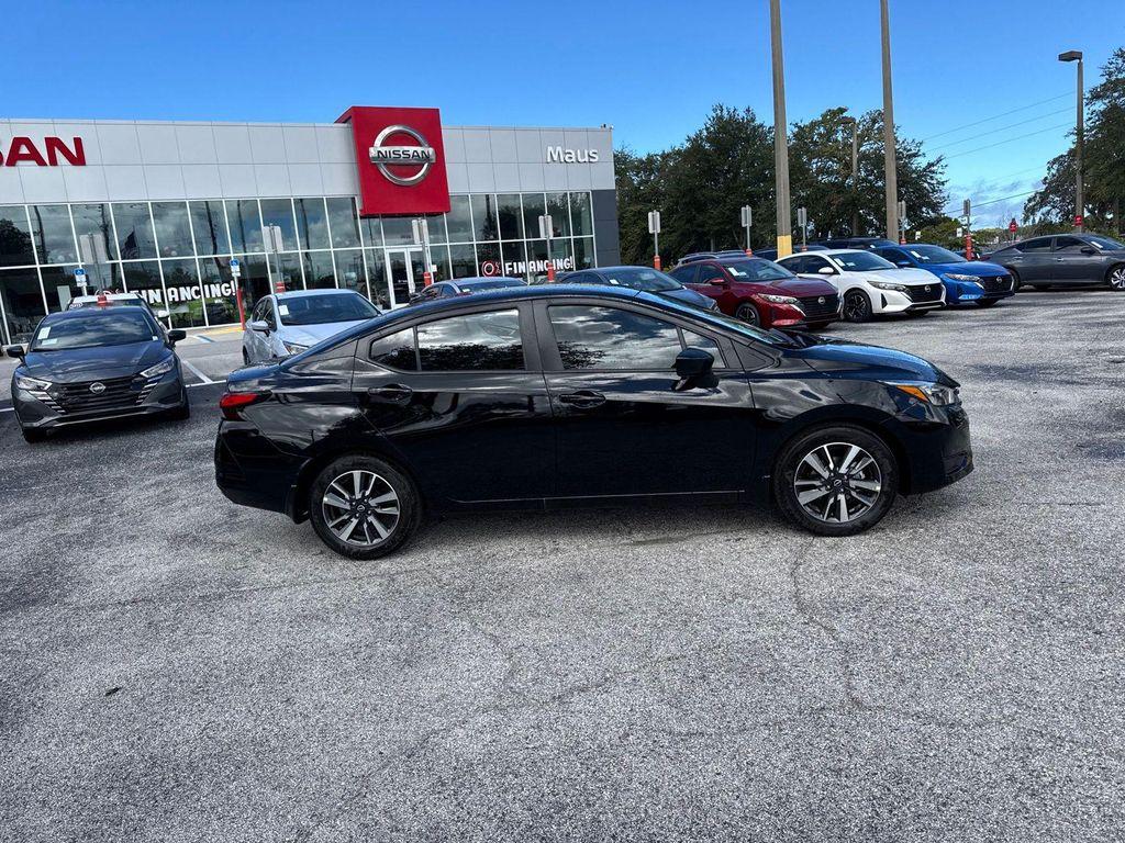 new 2025 Nissan Versa car