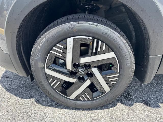 new 2025 Nissan Kicks car