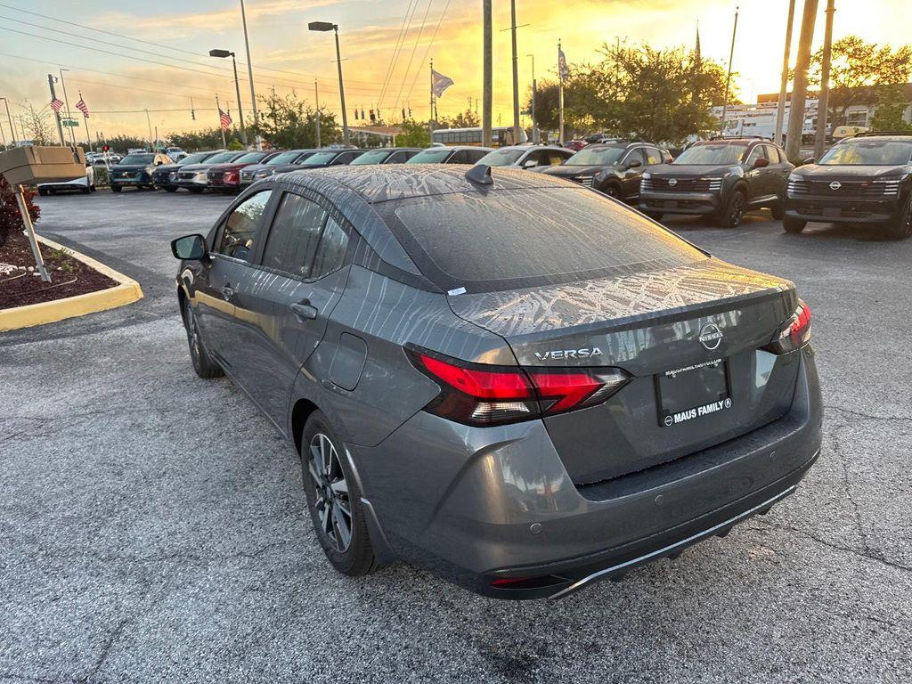 new 2025 Nissan Versa car