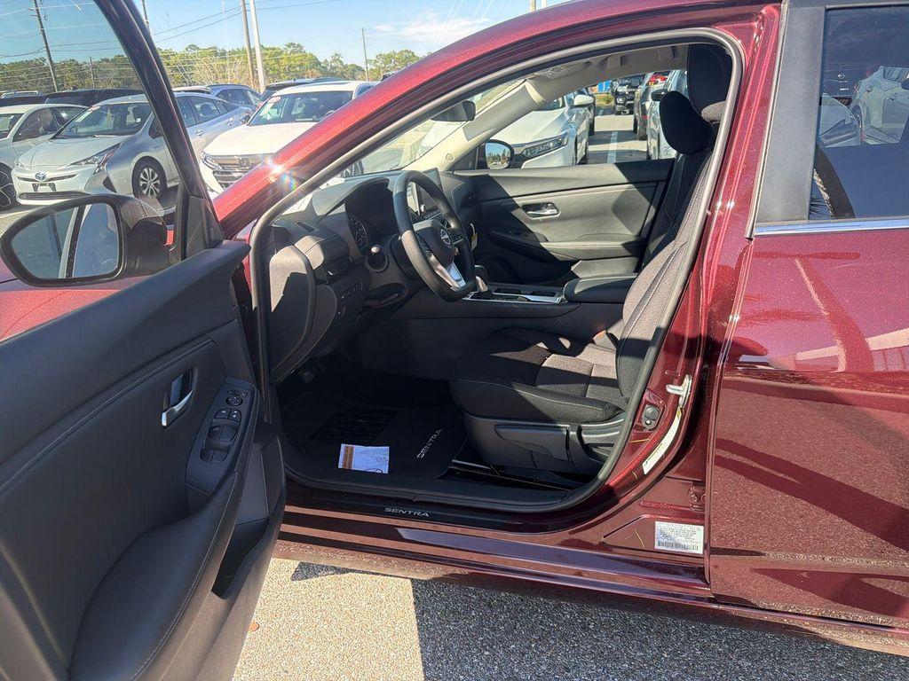 new 2025 Nissan Sentra car