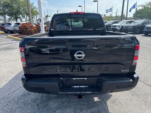 new 2025 Nissan Frontier car