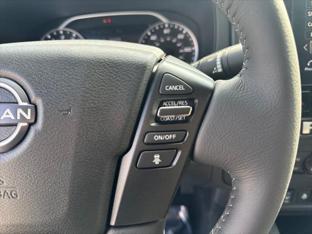 new 2025 Nissan Frontier car