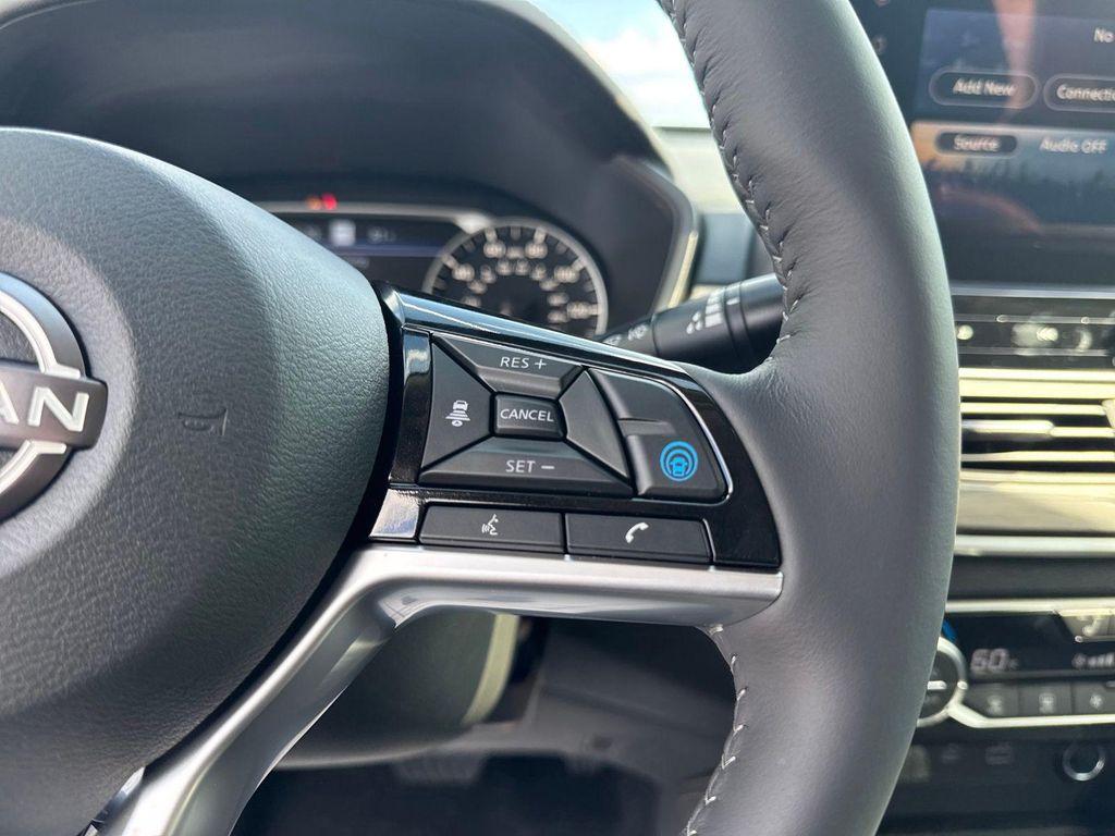 new 2025 Nissan Altima car