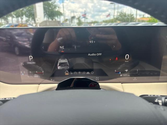 new 2025 Nissan Armada car