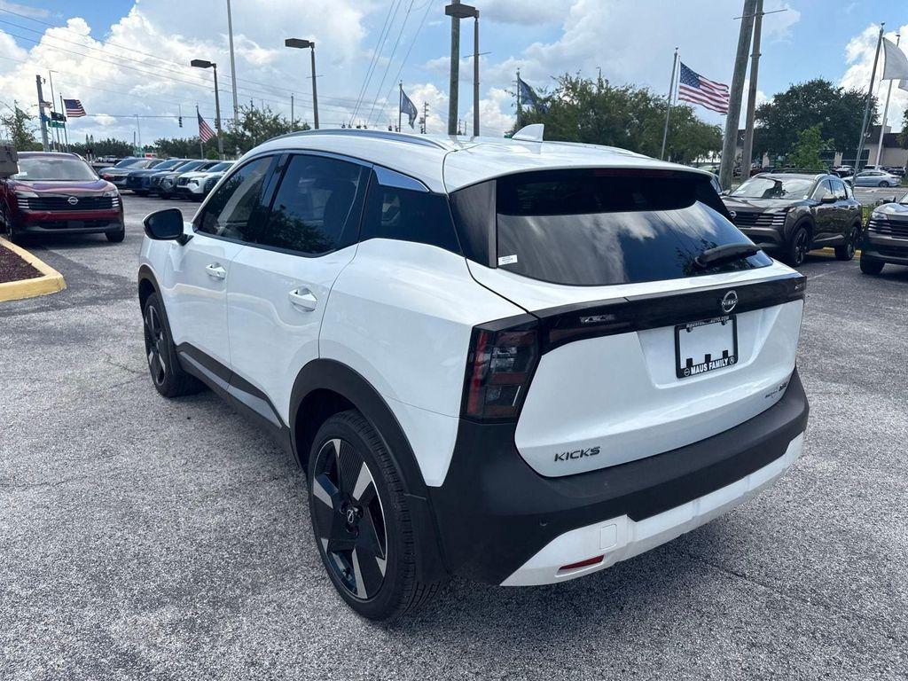 new 2025 Nissan Kicks car