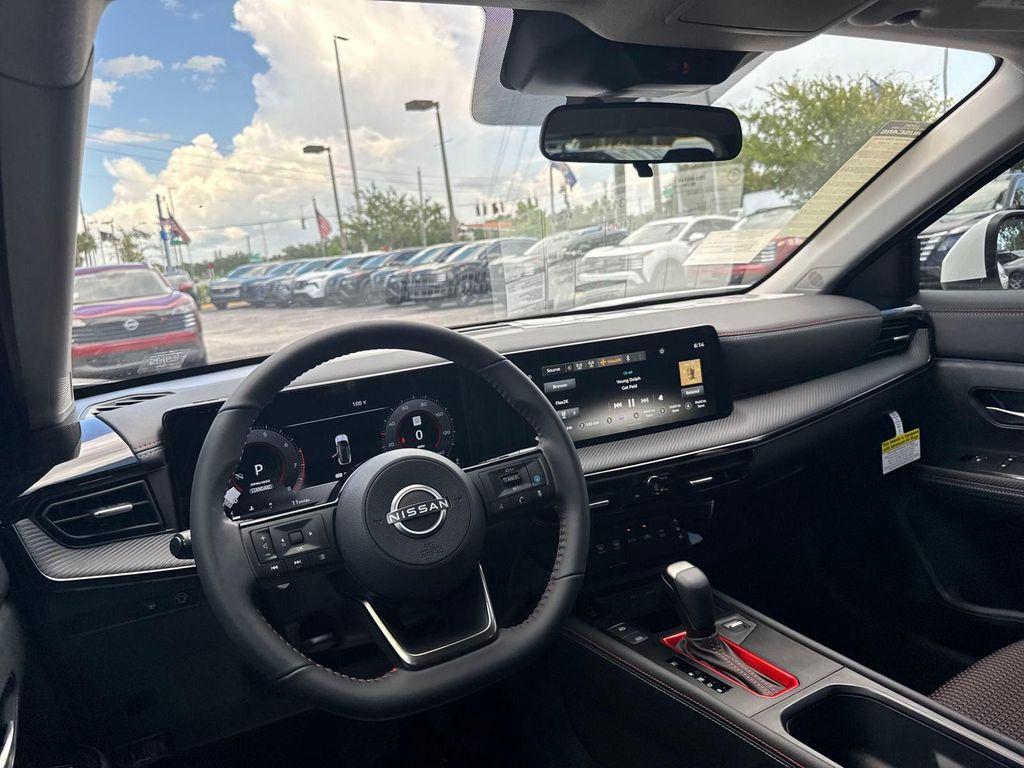 new 2025 Nissan Kicks car
