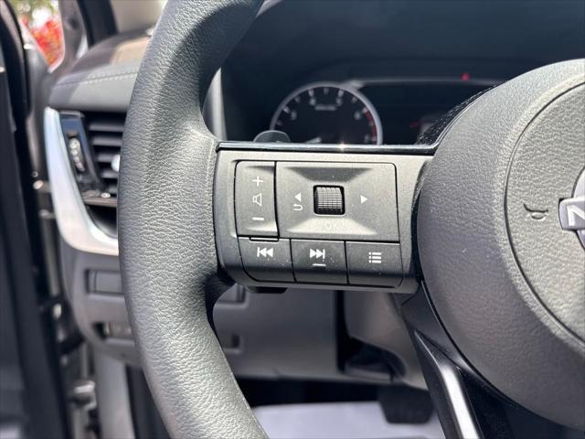 used 2022 Nissan Rogue car, priced at $22,999