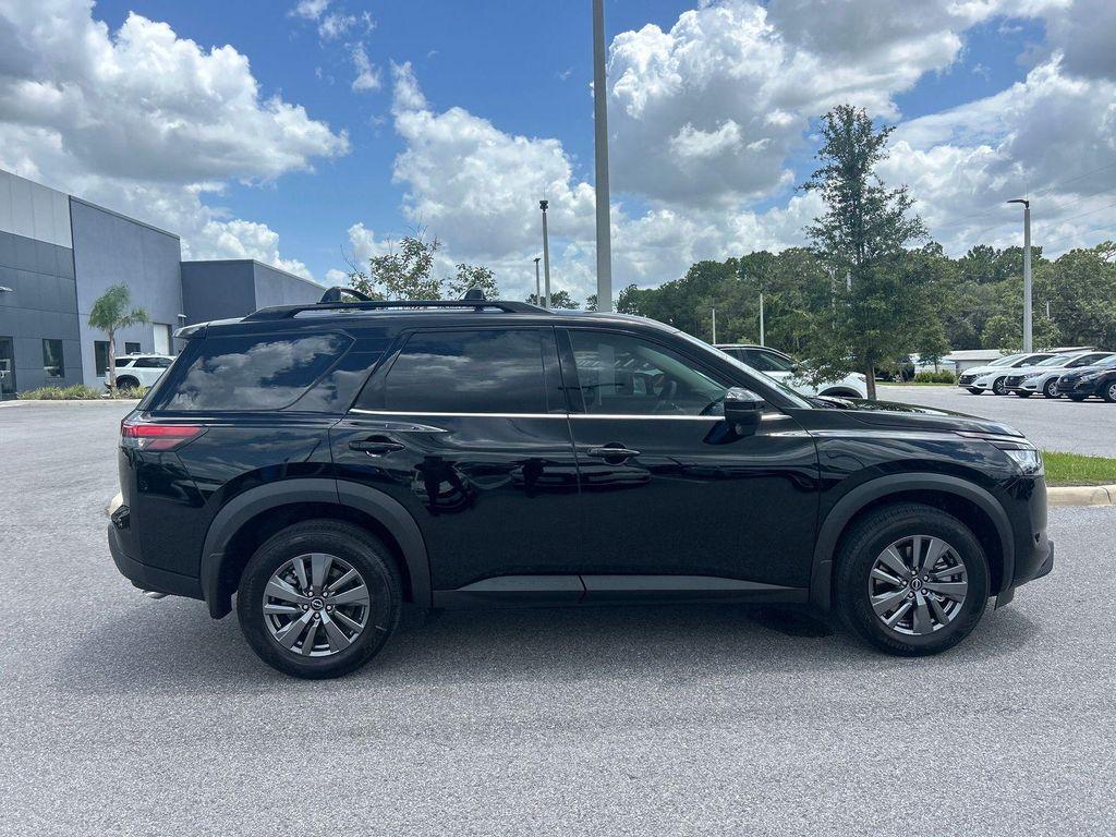 new 2025 Nissan Pathfinder car